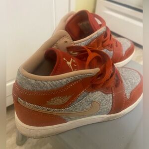 Jordan retro 1 youth